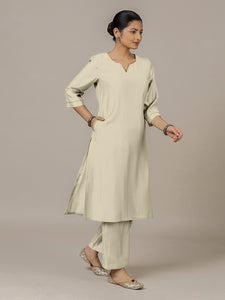 Sadaf x Rozaana | A Line Kurta in Ivory with Thread Work | Coords or Only Kurta