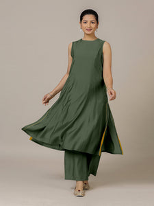 Sameera x Rozaana | A Line Kurta in Pine Green with Thread Work | Coords or Only Kurta