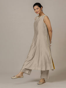 Sarah x Rozaana | A Line Kurta in Oyster Grey with Thread Work | Coords or Only Kurta