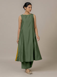 Sarah x Rozaana | A Line Kurta in Hunter Green with Thread Work | Coords or Only Kurta