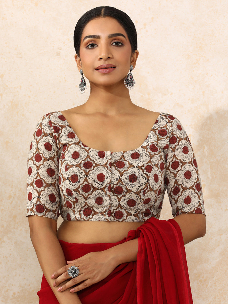 Shruti x Rozaana, Elbow Sleeves Saree Blouse in Red Dahlia Block Print Cotton — Daily & Work — view 13