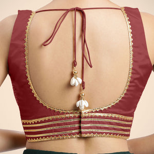  Tanvi x Tyohaar | Auburn Red Sleeveless FlexiFit™ Saree Blouse with Square Front Neck and Deep Back with Dori and Gota Embellishment_6