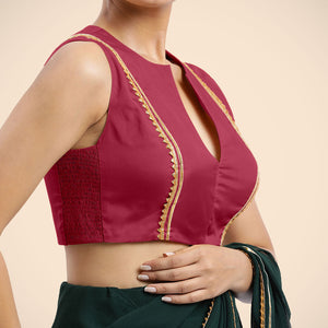 Veena x Tyohaar | Rani Pink Sleeveless FlexiFit™ Saree Blouse with Front Open Closed Neckline with Slit and Gota Lace - Binks  