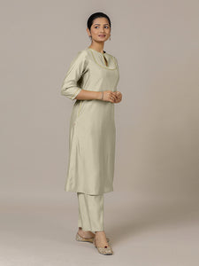 Zoya x Rozaana | A Line Kurta in Ivory with Thread Work | Coords or Only Kurta