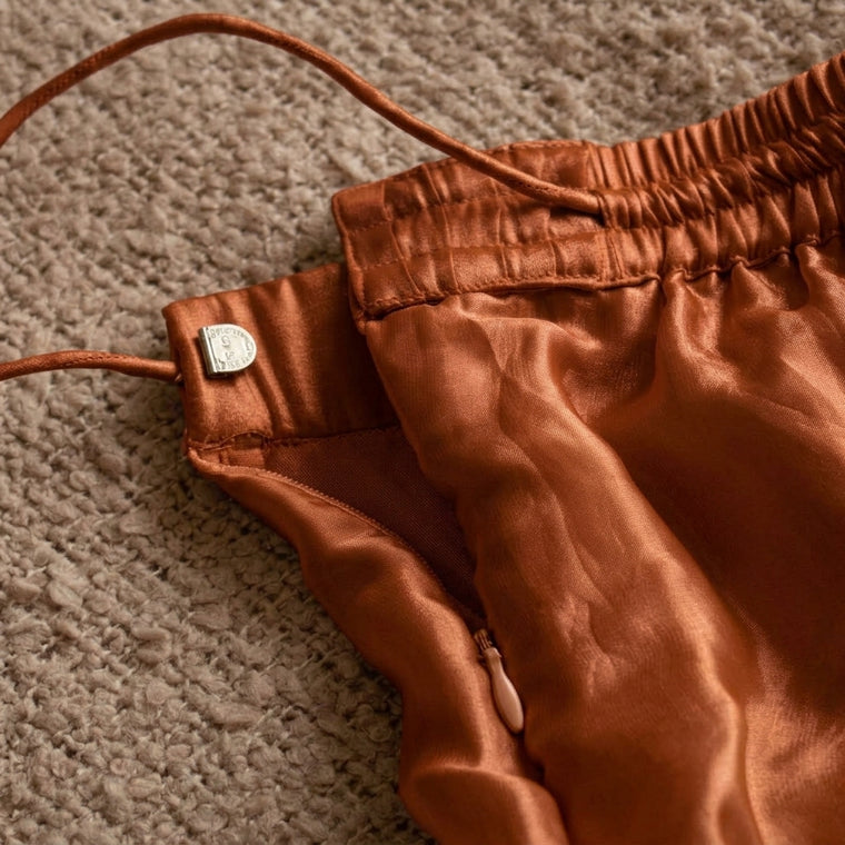 Nureh x Tyohaar | Amber Glow Shimmer Tissue Skirt Style Saree
