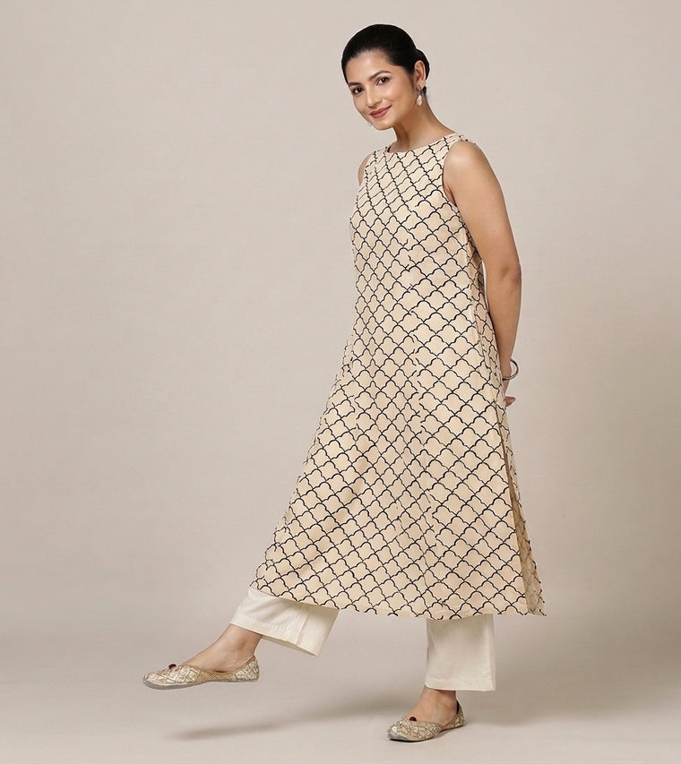 Prerna Sleeveless Cream Fishscale Handblock Print Cotton BreezeFit™ Kurta