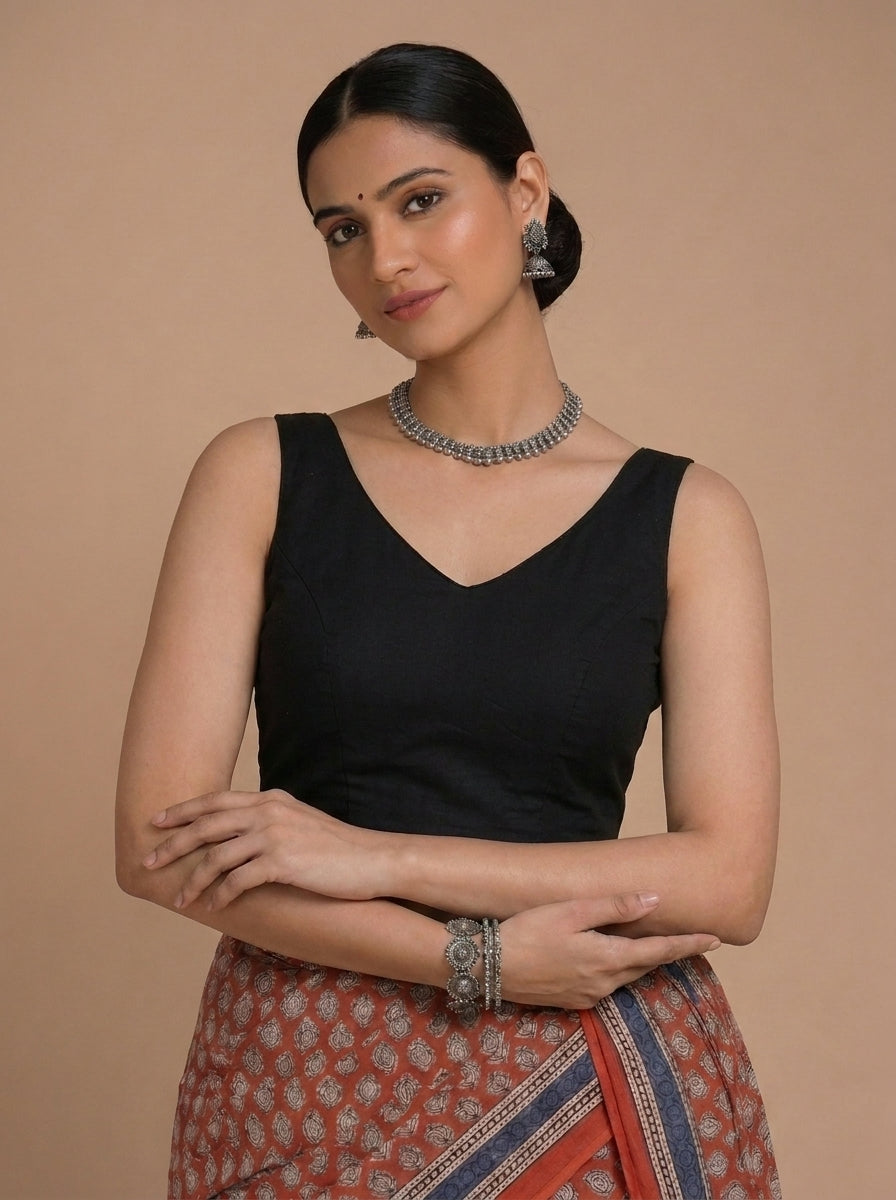 Ardha | Duet Reversible Blockprinted Red Peacock & Black Blockprinted Cotton CinchFit™ Saree Blouse