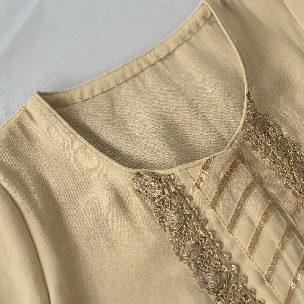 Afiya x Tyohaar | Oyster Grey Solid Viscose Straight Kurta & Pant Set