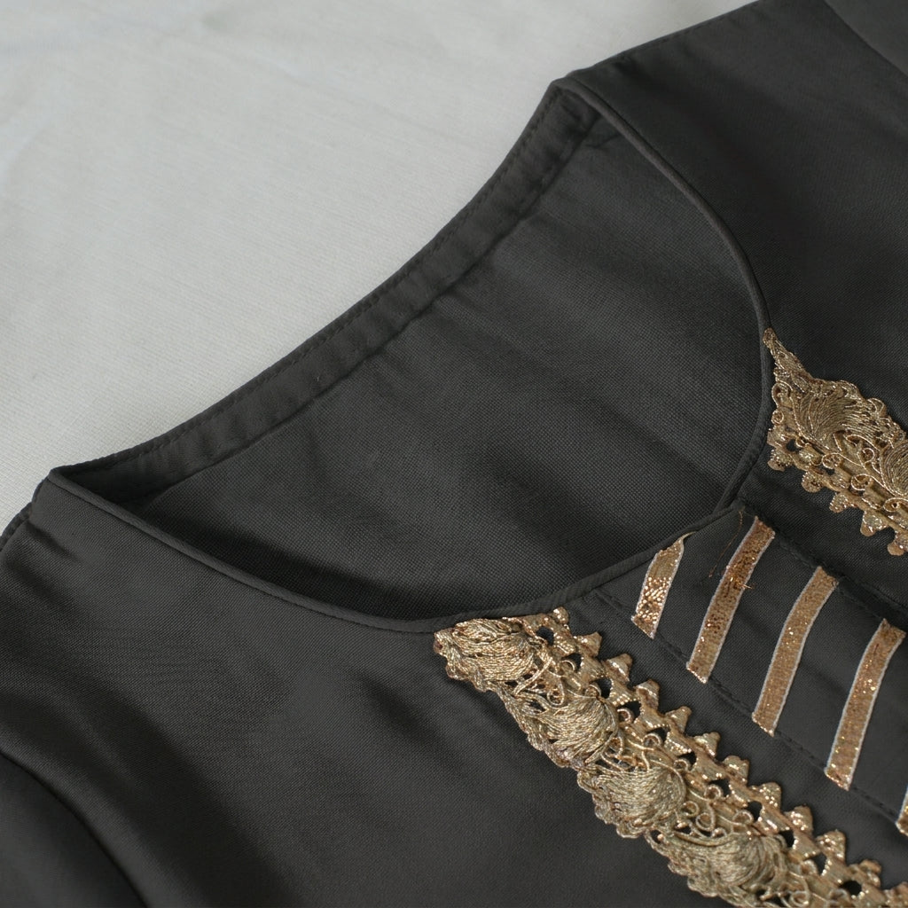 Afiya x Tyohaar | Raven Black Solid Viscose Straight Kurta & Pant Set