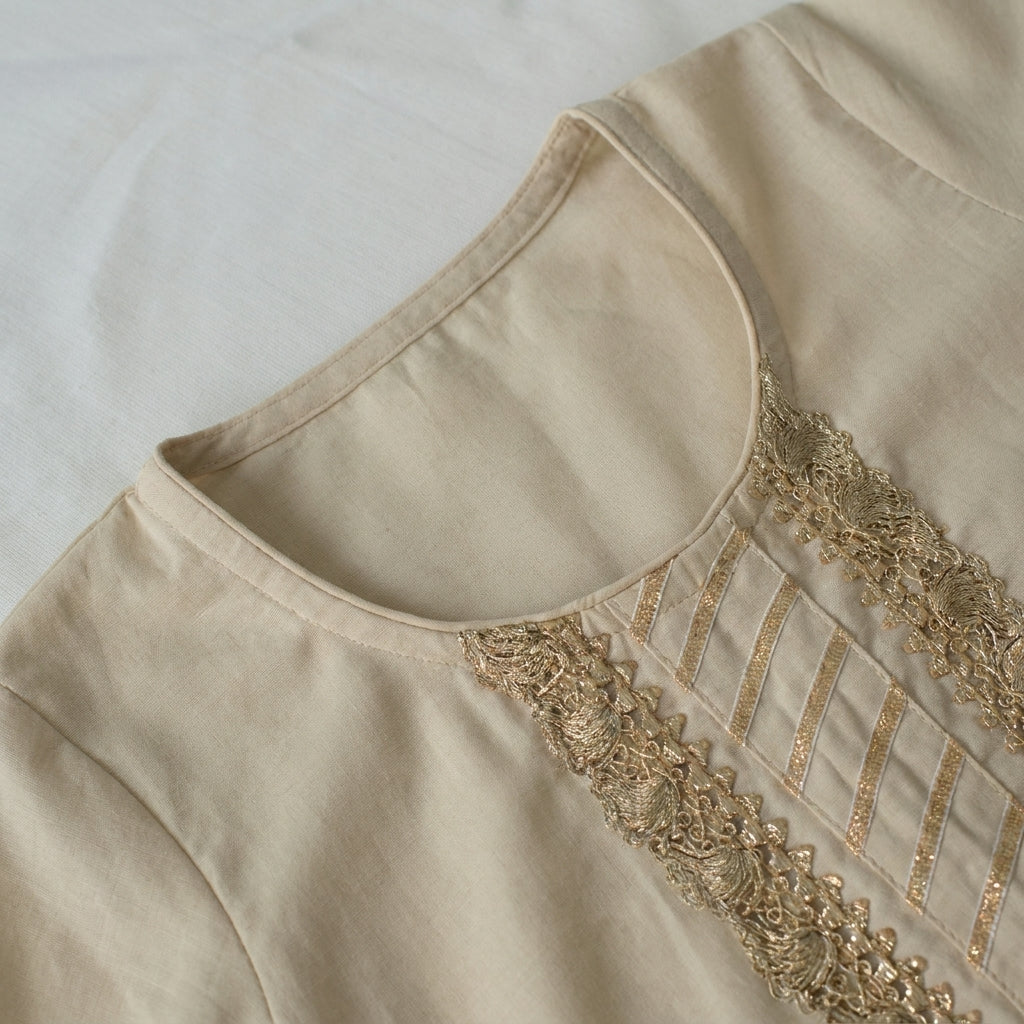 Afiya x Tyohaar | Ivory Solid Viscose Straight Kurta & Pant Set