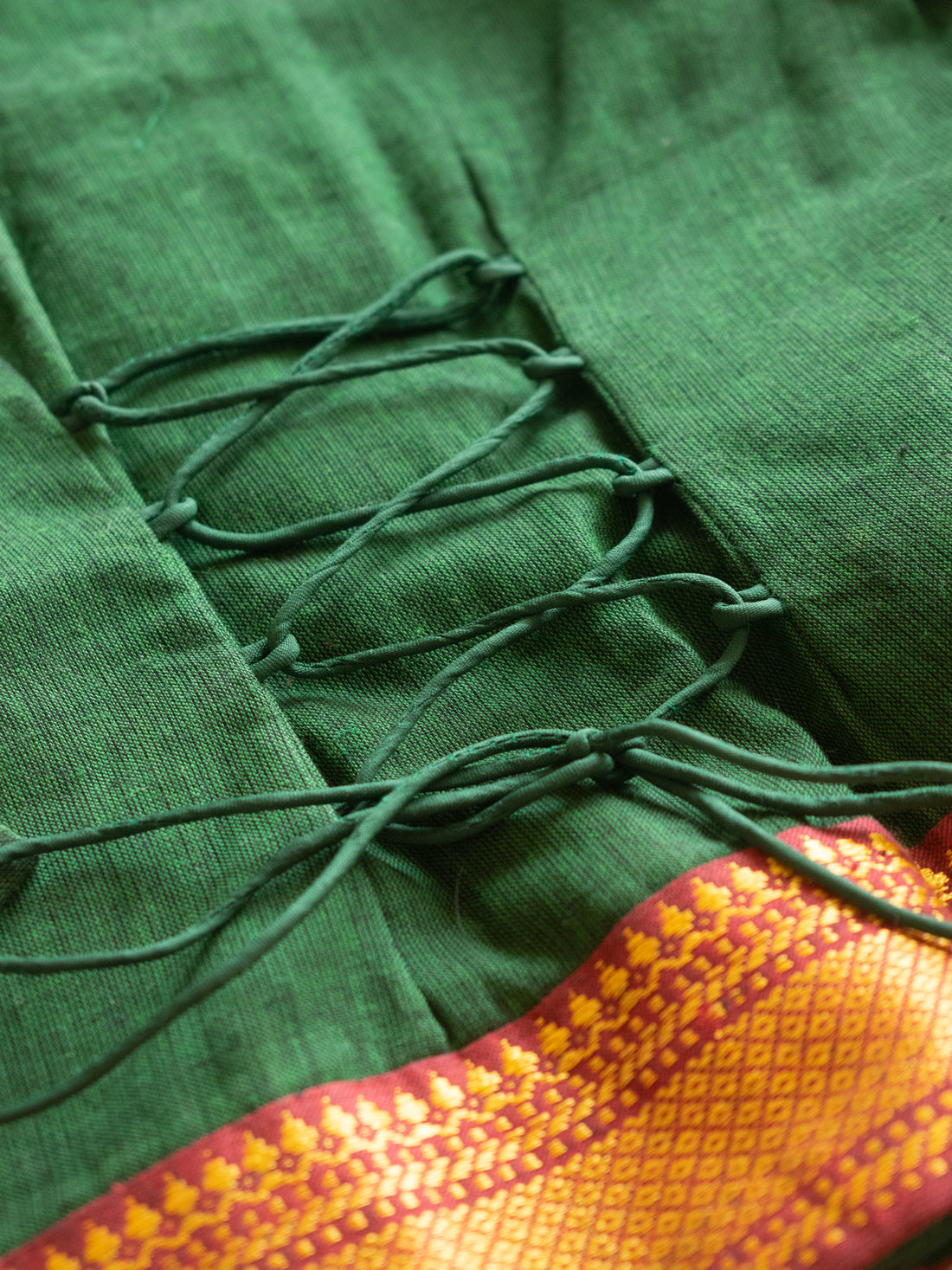 Kani x Tyohaar | Green Mangalgiri Cotton Pattu Pavadai