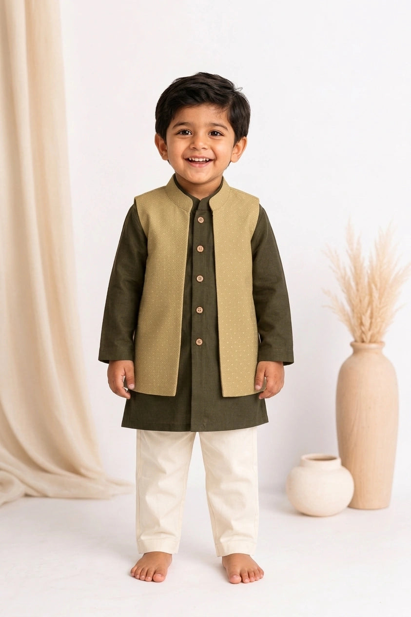 Sher x Tyohaar | Olive & Gold Linen-Chandheri Kurta Pant & Jacket Set