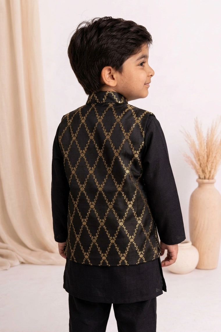 Jas x Tyohaar | Black Linen & Brocade Kurta Pant & Jacket Set