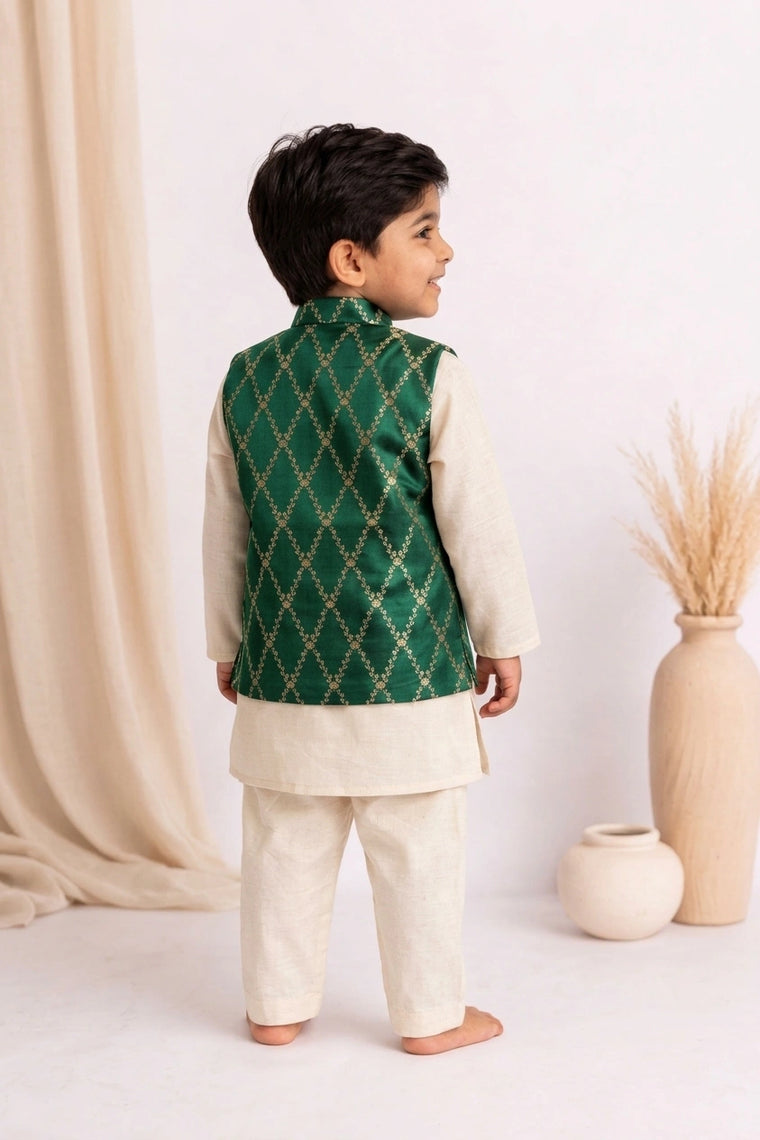 Jas x Tyohaar | White & Emerald Green Linen & Brocade Kurta Pant & Jacket Set